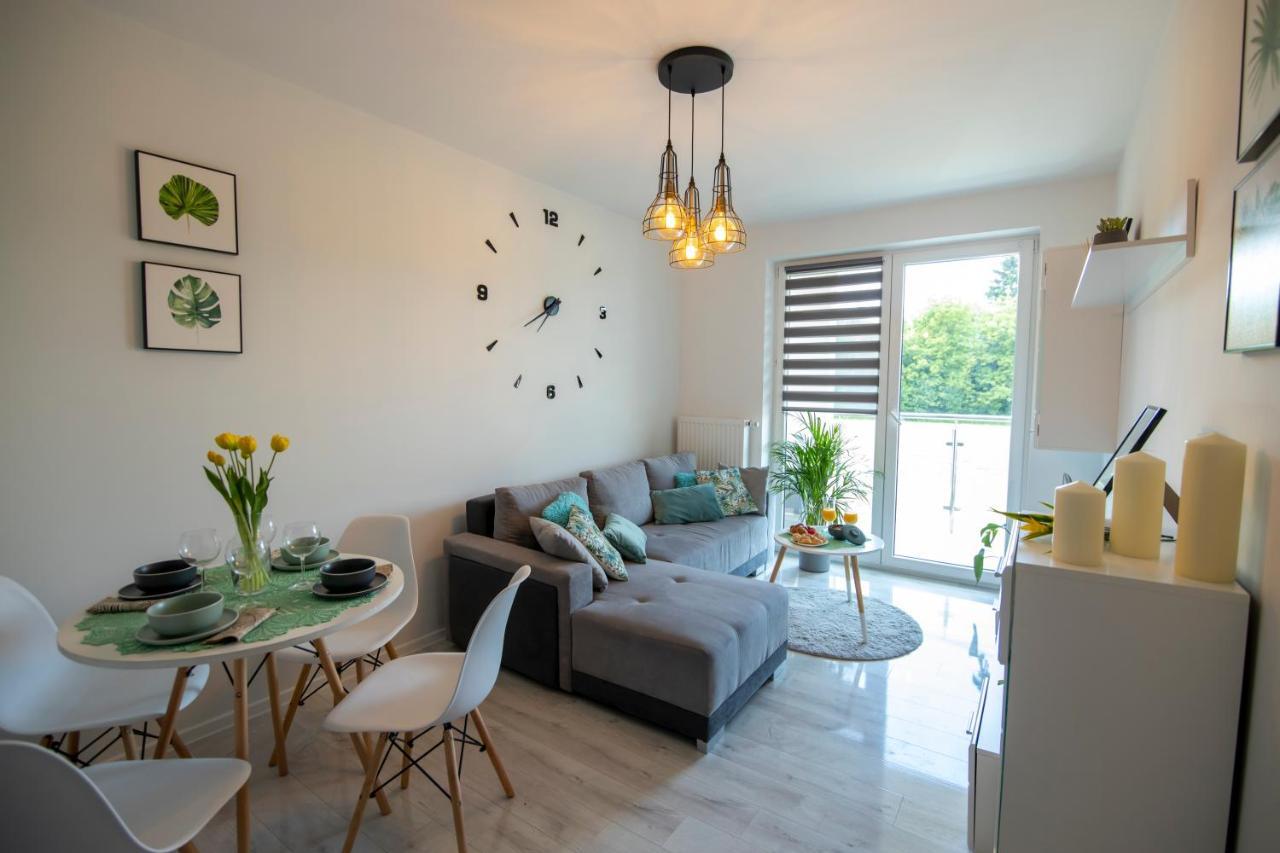 Apartament Laurowa Appartement Tyczyn Buitenkant foto